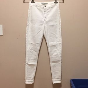 White high waisted skinny jeans